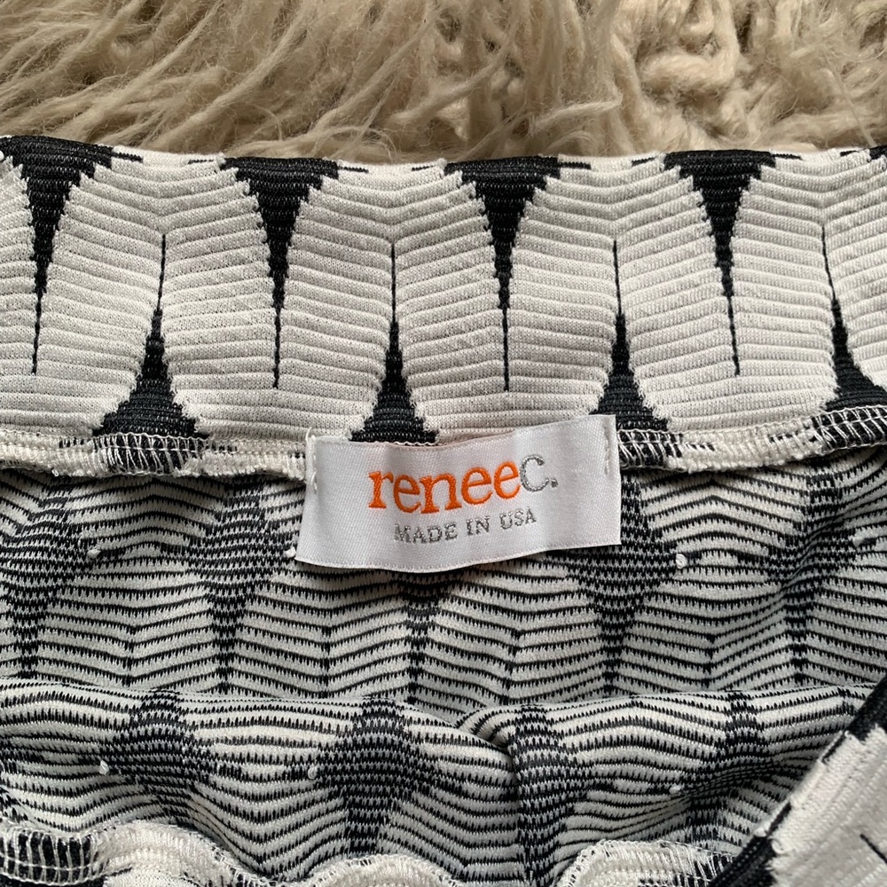 Renee C Leena Printed Skirt - Picture 5 of 6